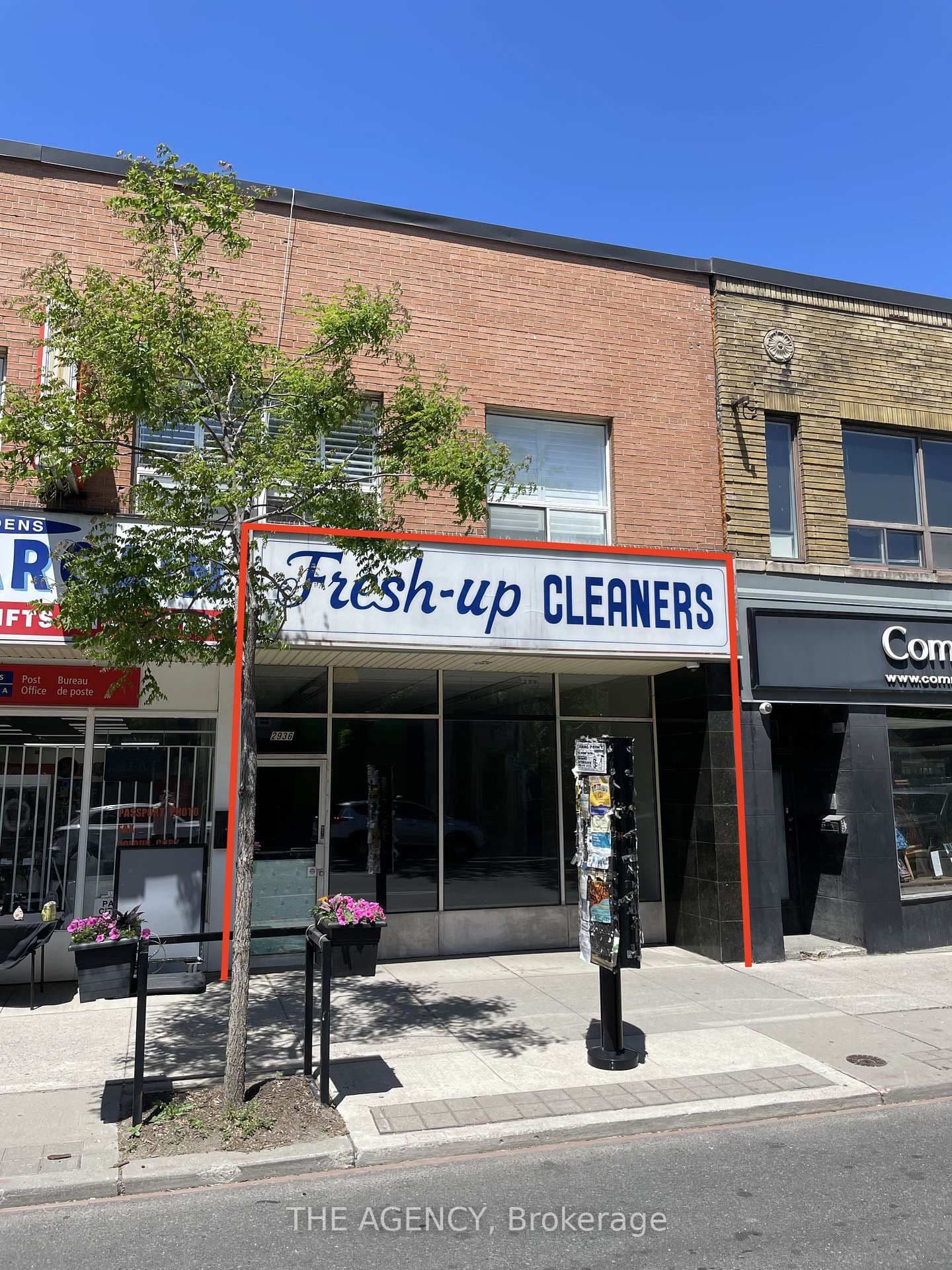 2936 Dundas Street W - Image 1