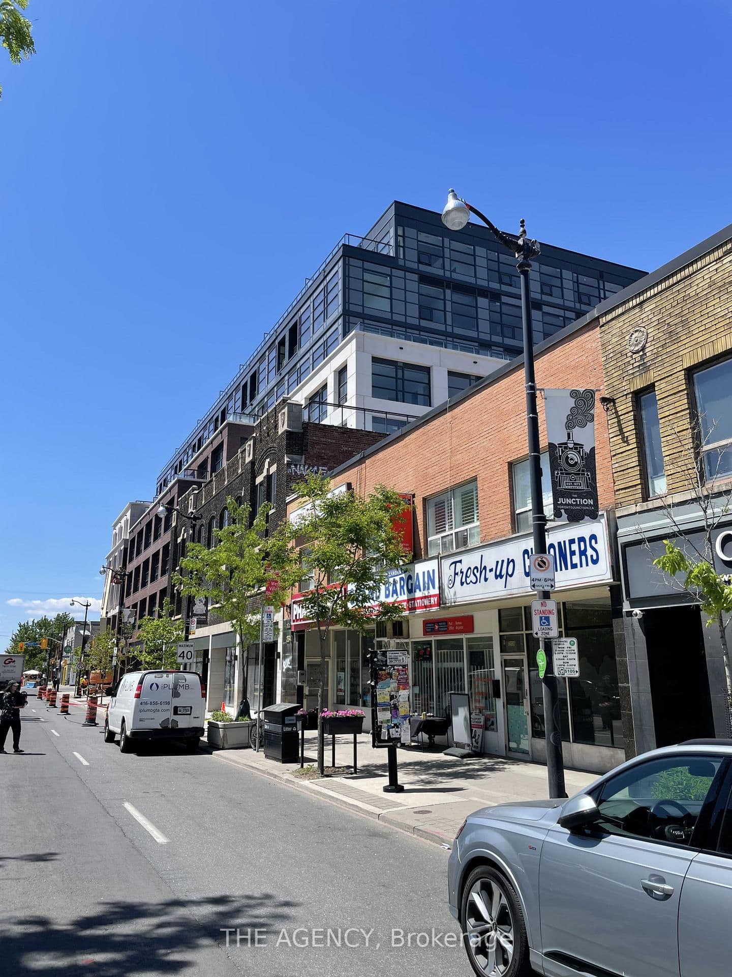 2936 Dundas Street W - Image 4