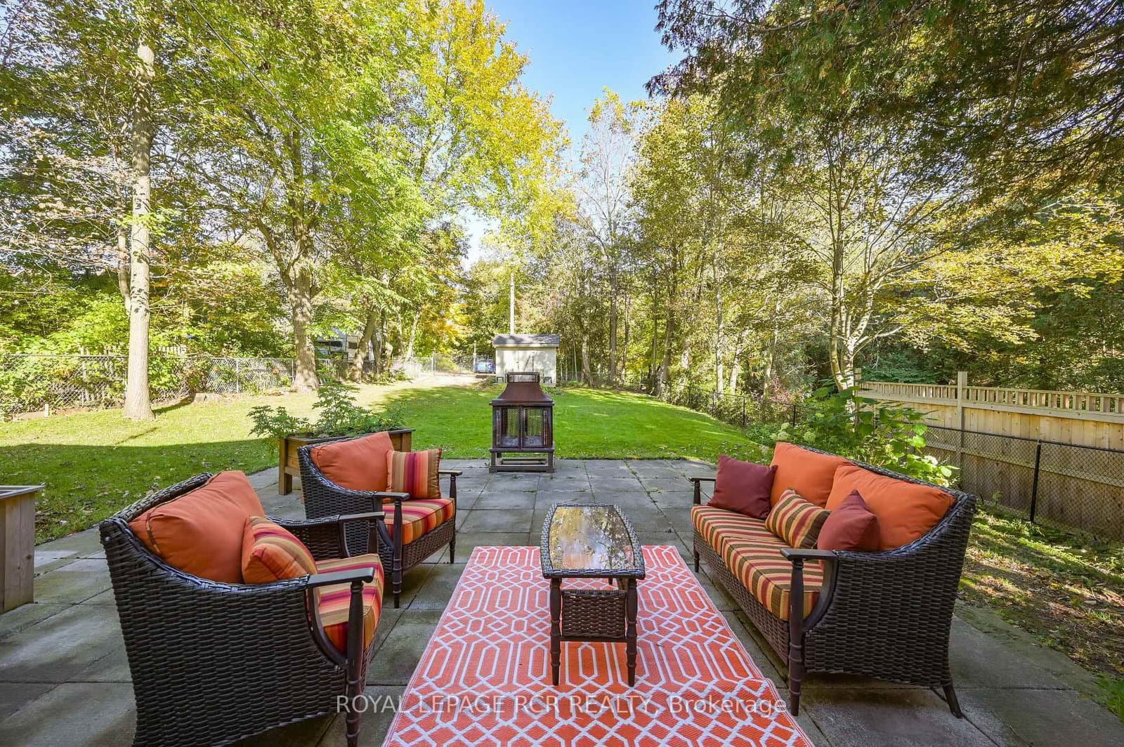 7 Third Avenue - Image 4