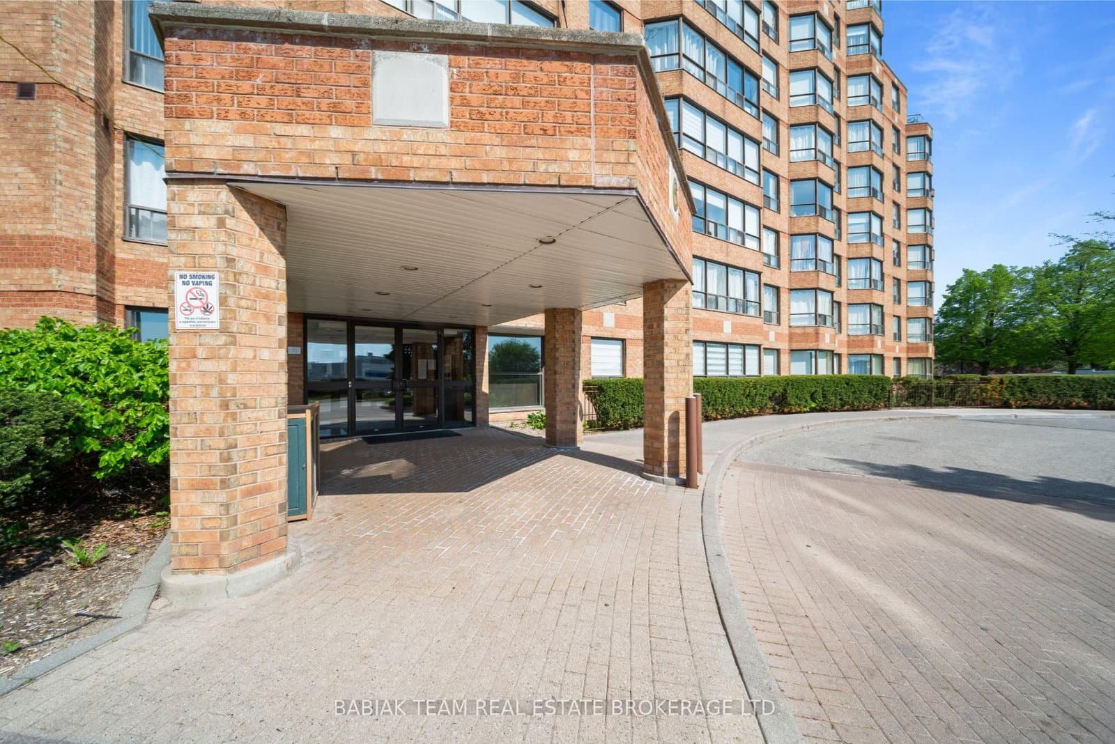 6 Humberline Drive, Unit 202 - Image 2