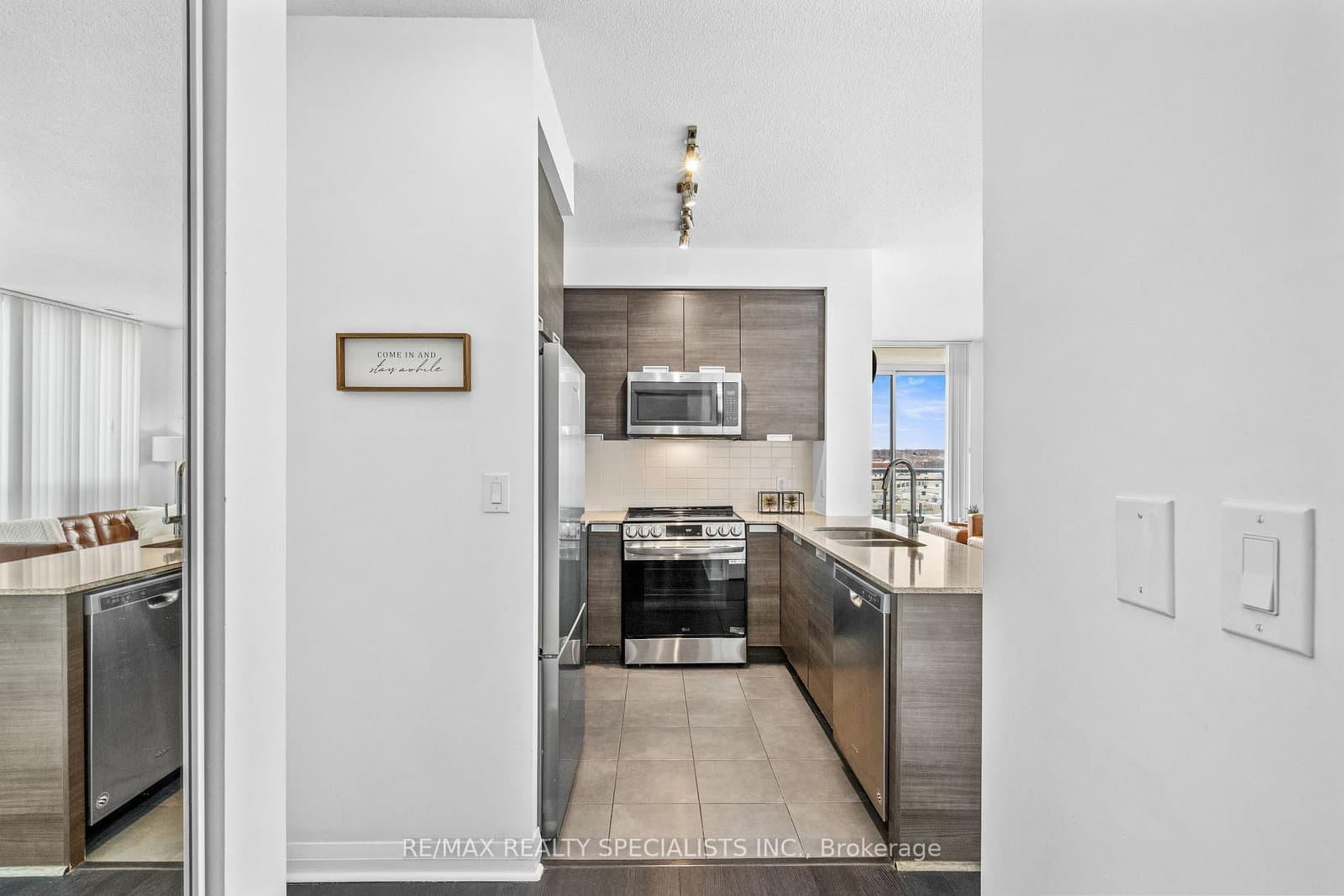 5025 Four Springs Avenue, Unit 509 - Image 3