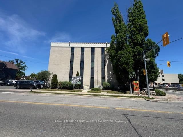 118 Queen Street W, Unit 201 - Image 3