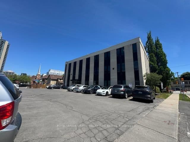 118 Queen Street W, Unit 201 - Image 4