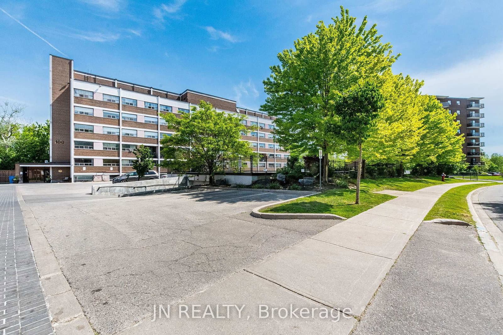 188 Mill Street S, Unit 409 - Image 2