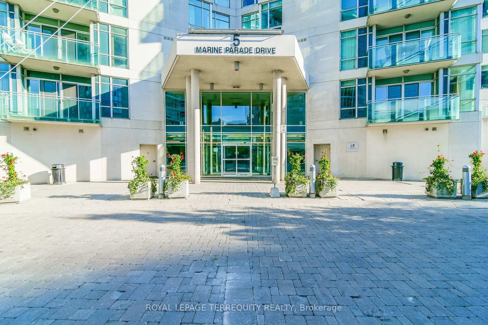 5 Marine Parade Drive, Unit 911 - Image 2