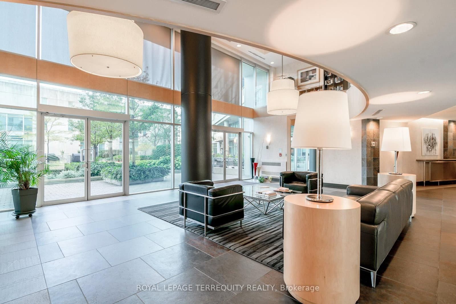 5 Marine Parade Drive, Unit 911 - Image 4