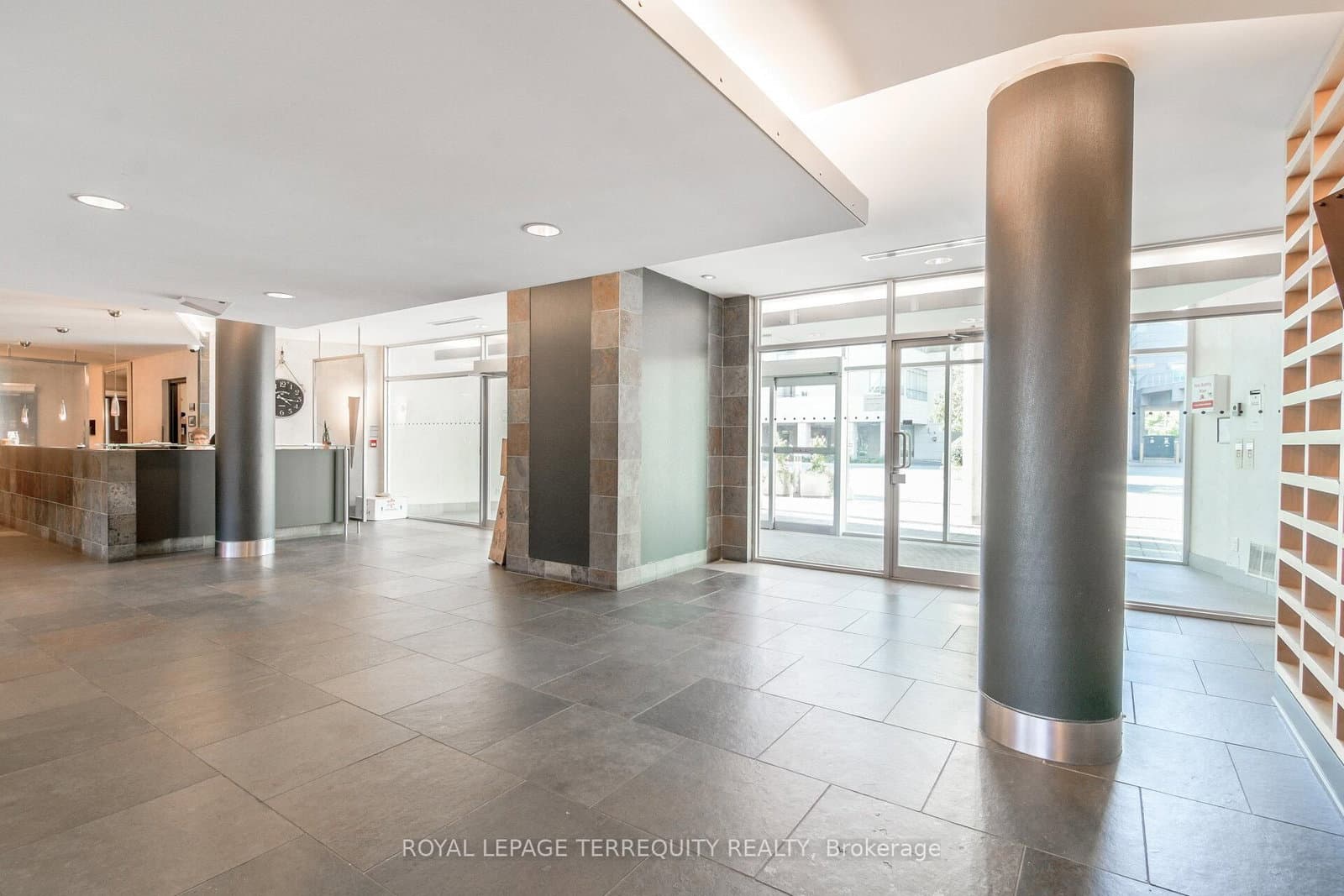 5 Marine Parade Drive, Unit 911 - Image 5