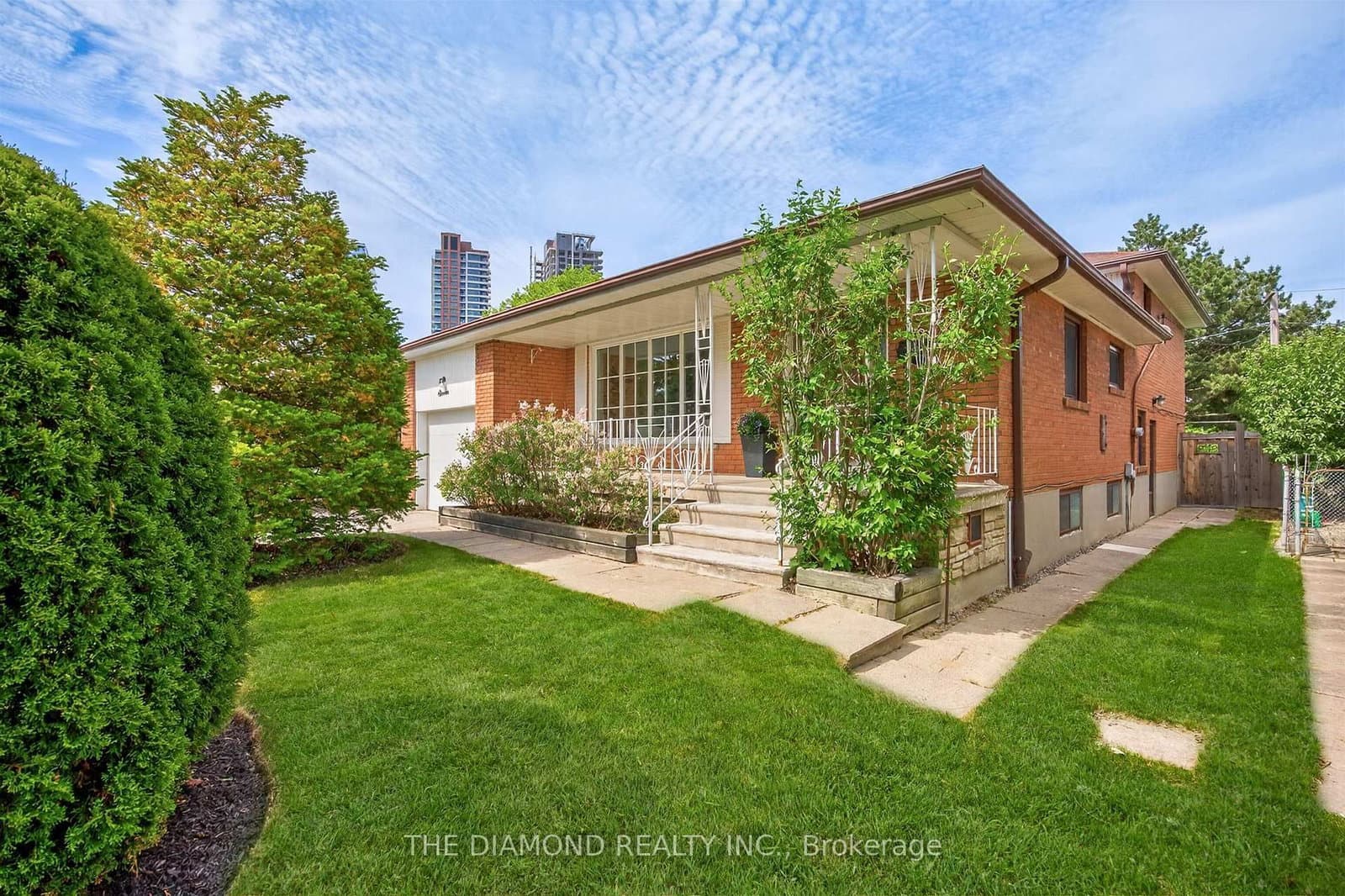 11 Swordbill Drive - Image 1