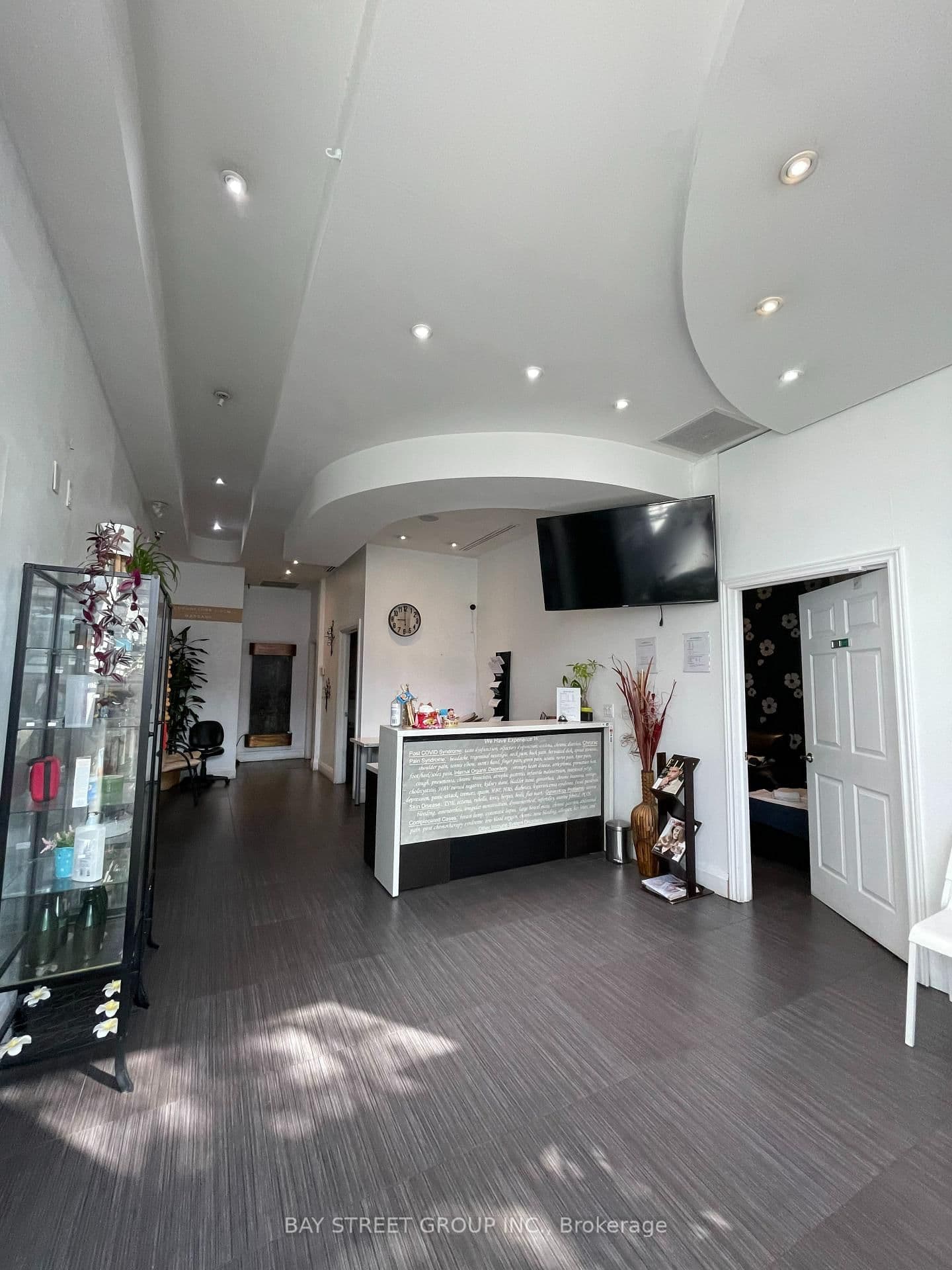 380 Dundas Street E - Image 2