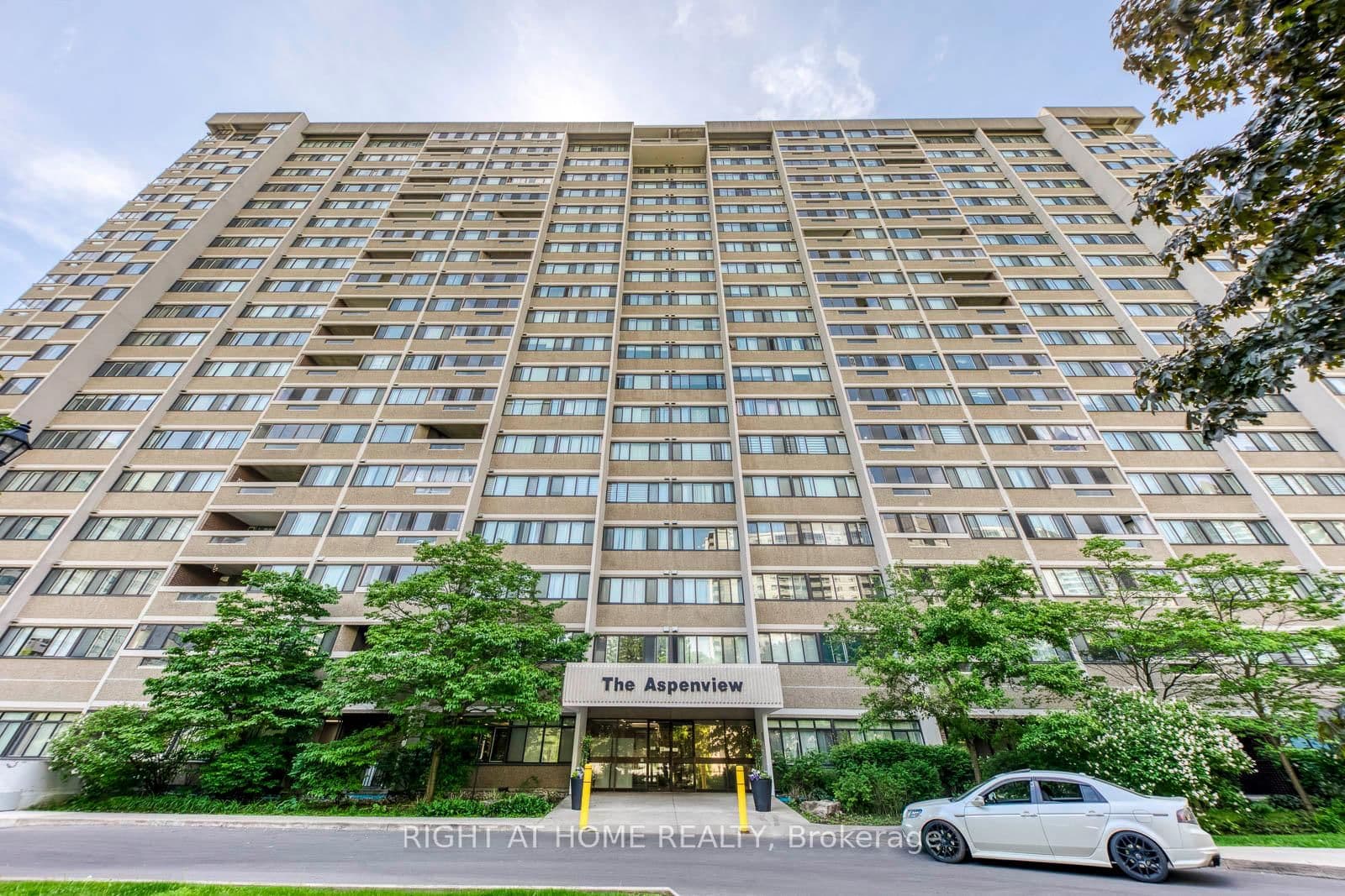 50 Elm Drive E, Unit 607 - Image 2