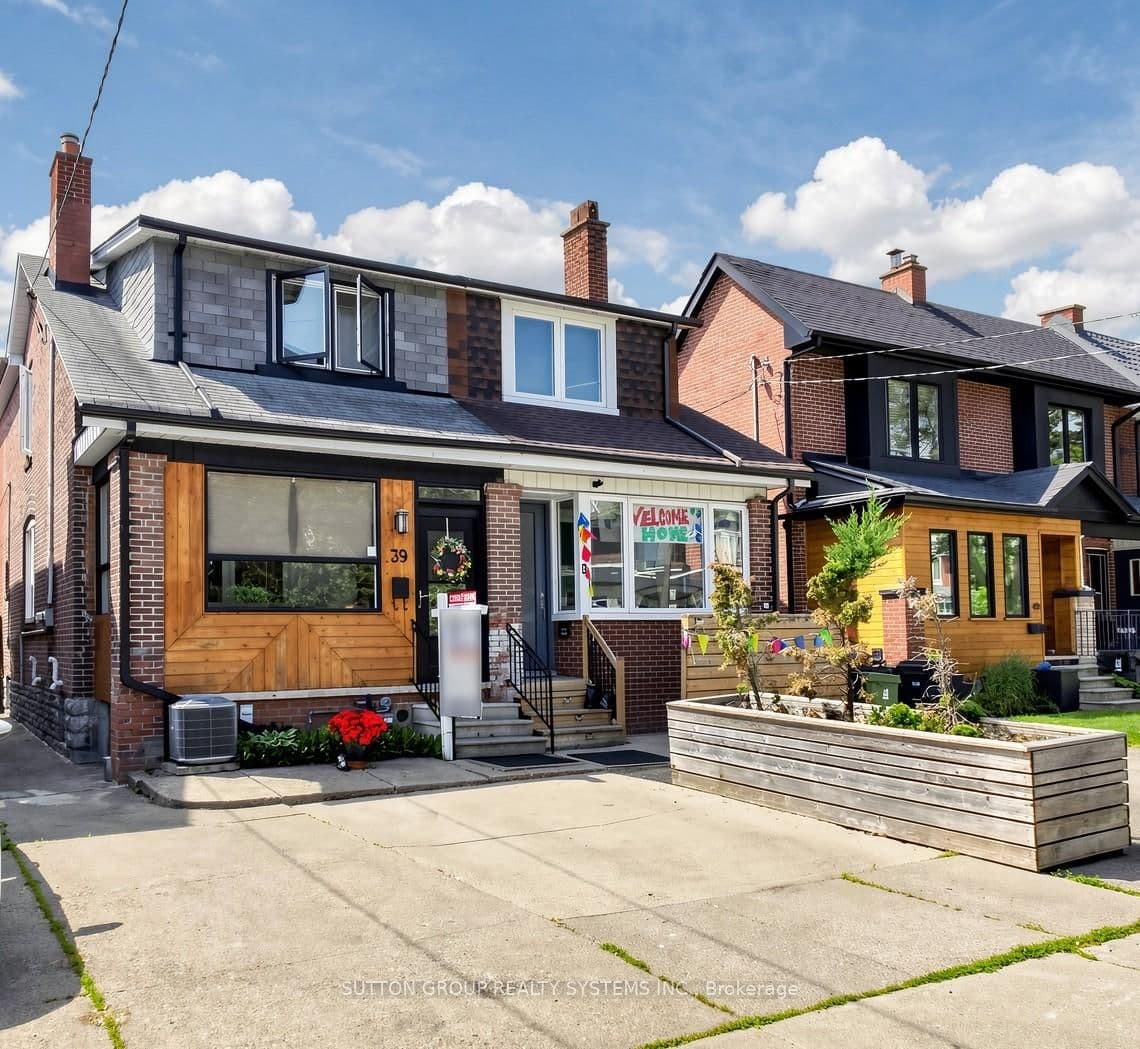 39 Exeter Street - Image 1
