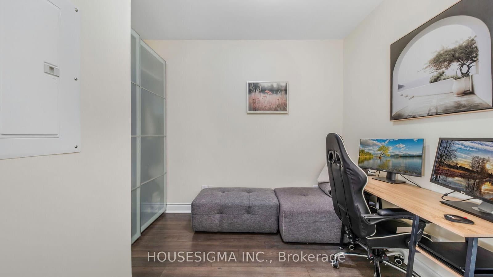 15 James Finlay Way, Unit 1103 - Image 5