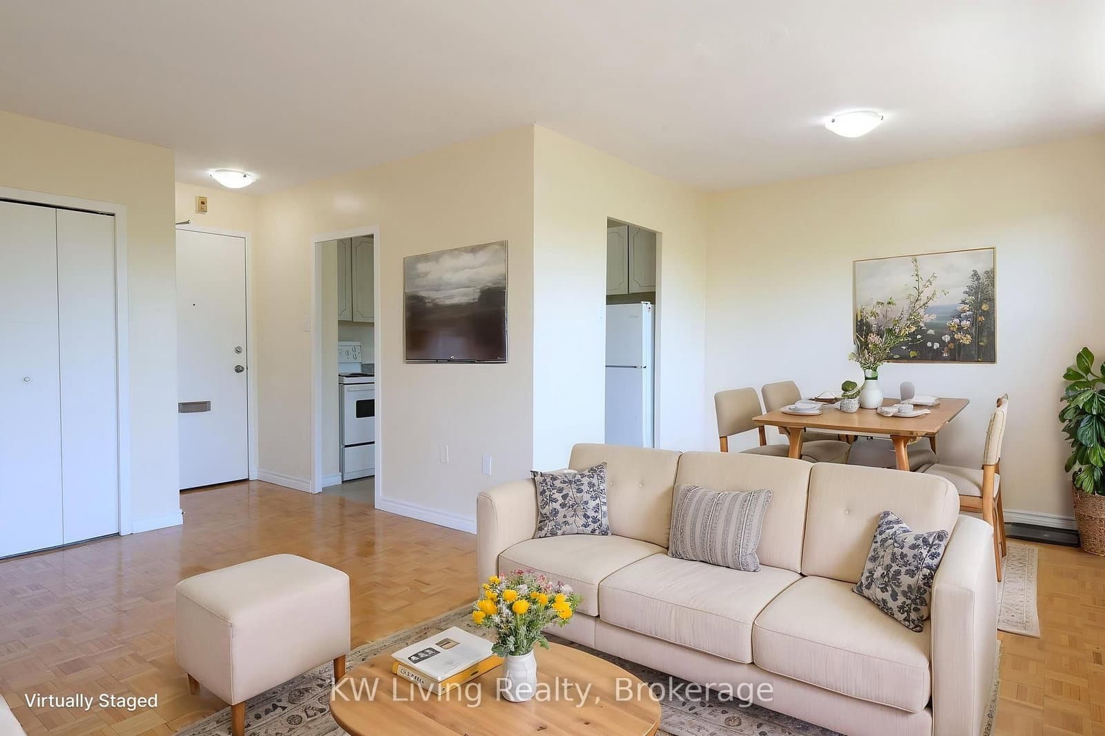 480 Lakeshore Road E, Unit 506 - Image 4