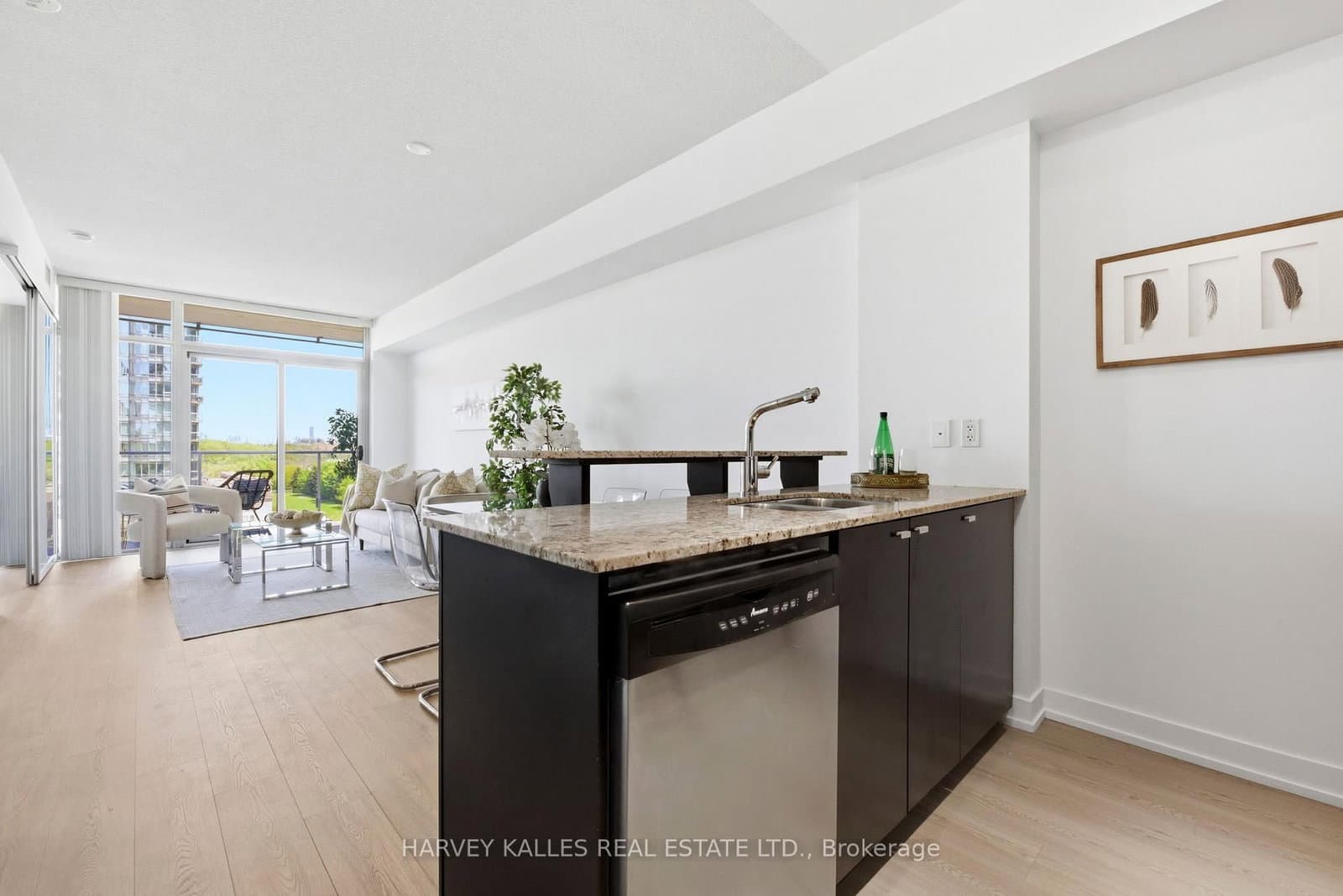 103 The Queensway, Unit 701 - Image 6