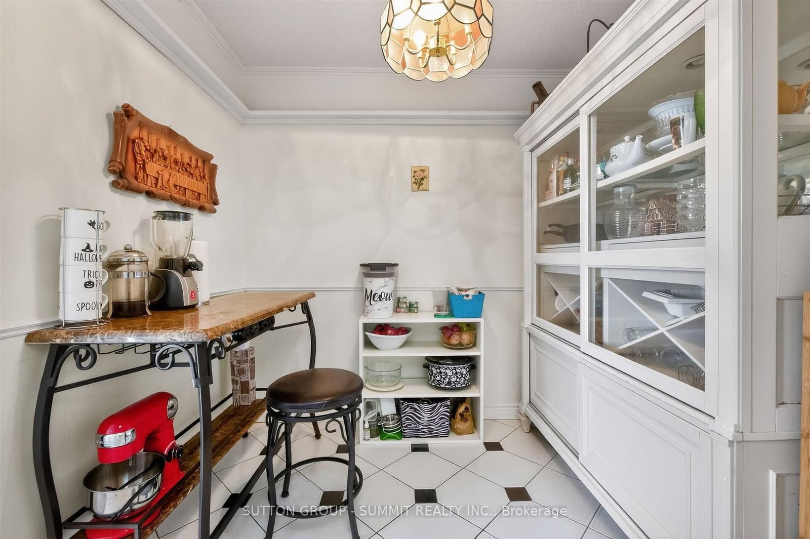 1535 LAKESHORE Road E, Unit 1606 - Image 6