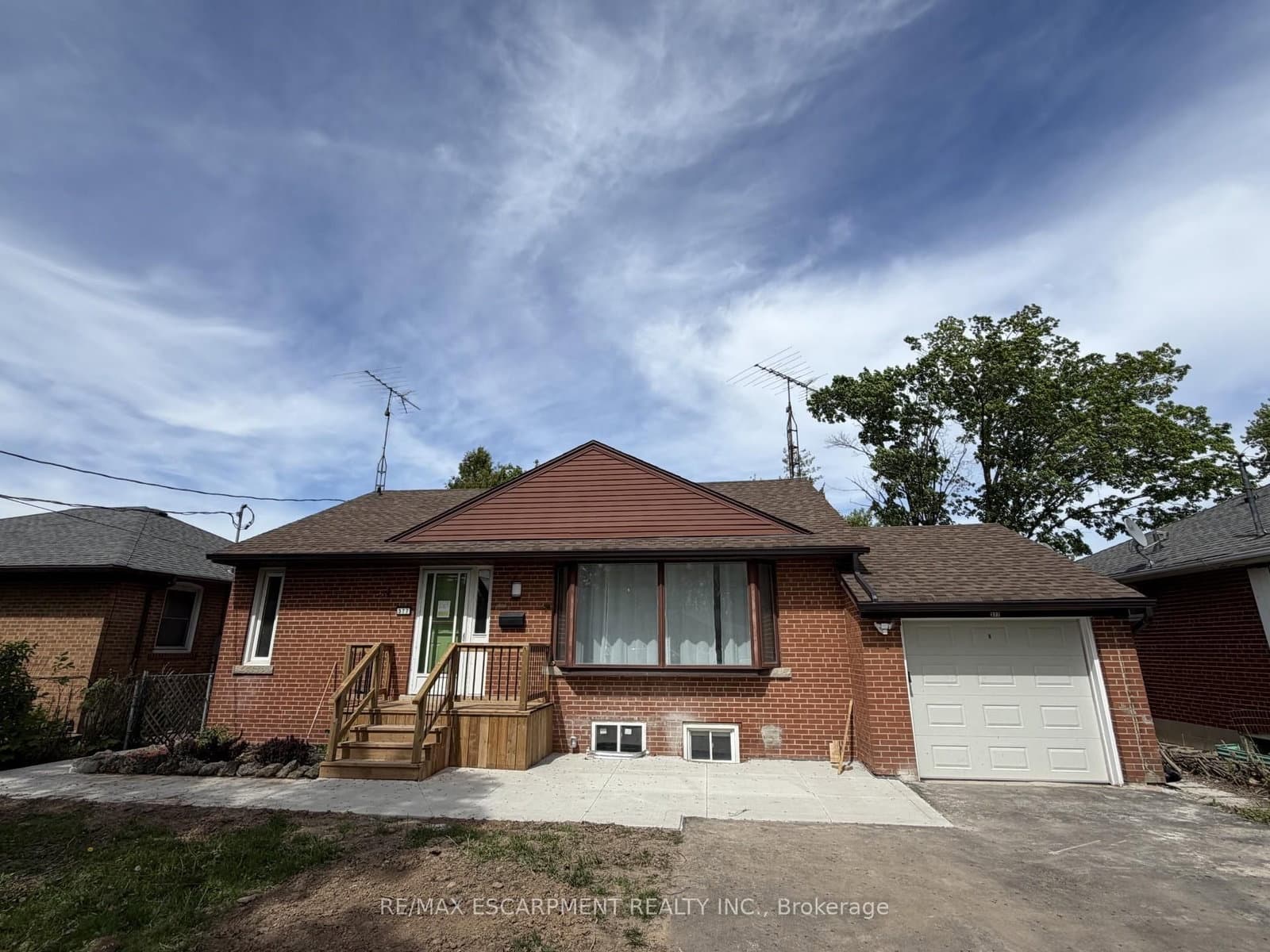 377 Martin Street, Unit LOWER - Image 1