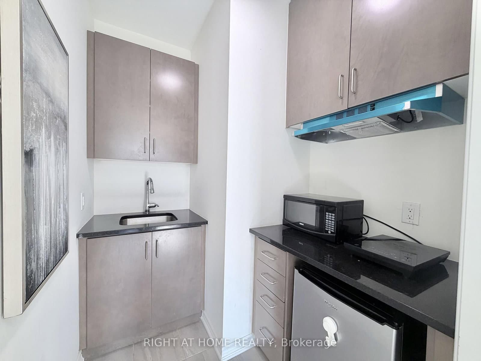1222 Rose Way, Unit 21 Main - Image 5