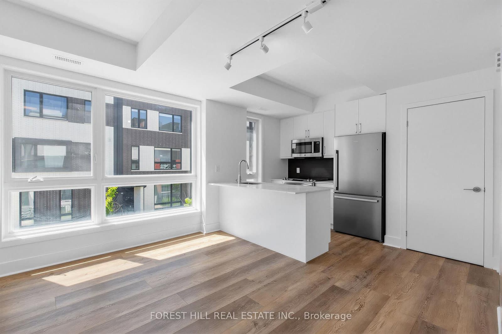 40 Ed Clark Gardens, Unit 2 - Image 4