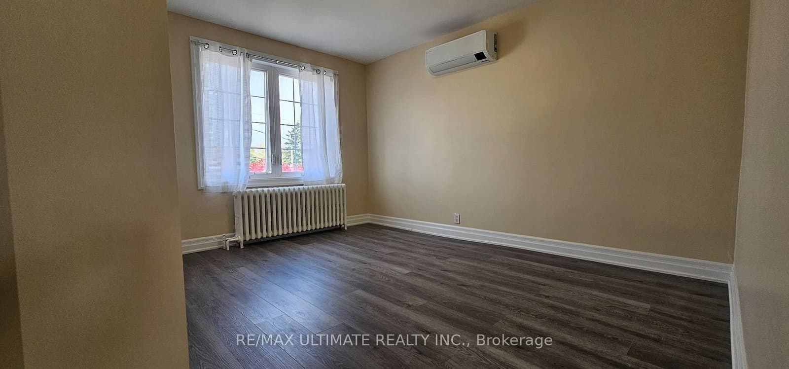 3 Kane Avenue, Unit 2nd Floor - Image 4