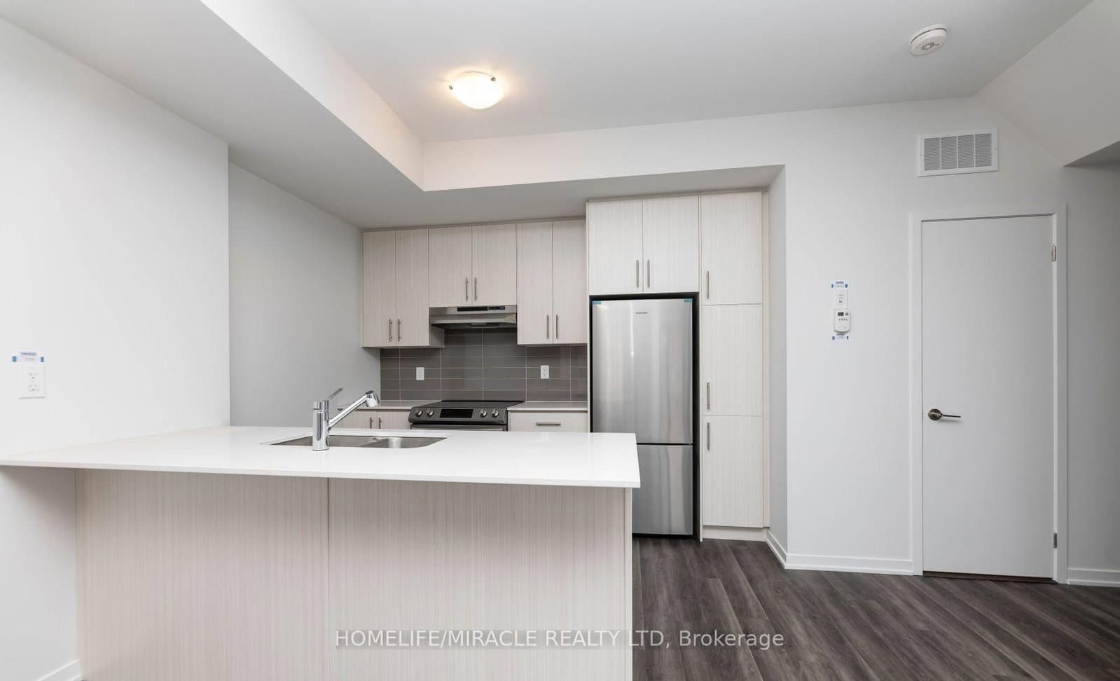 20 Lloyd Jane Lane, Unit 166 - Image 6