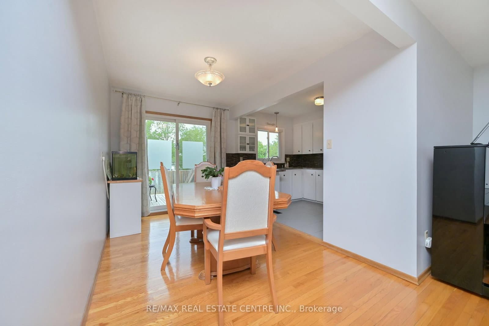 37 Margaret Street E - Image 5
