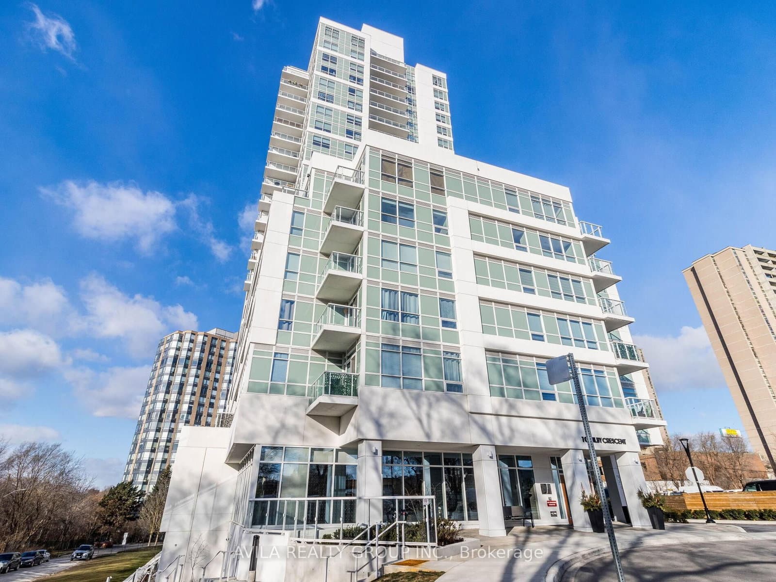 10 Wilby Crescent, Unit 1004 - Image 1