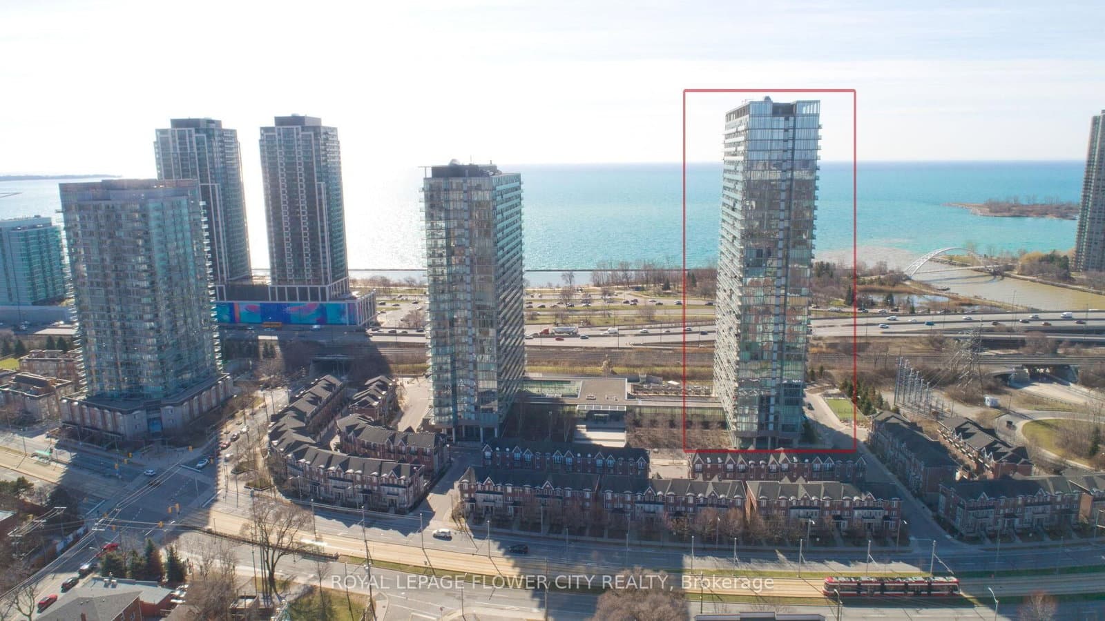 105 The Queensway Avenue, Unit 415 - Image 3