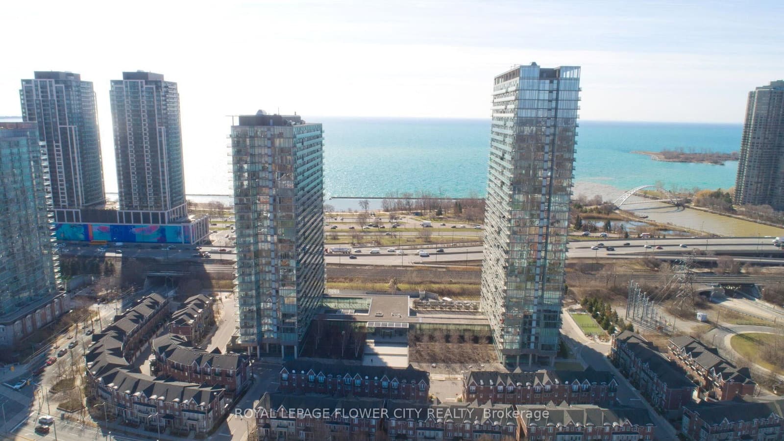 105 The Queensway Avenue, Unit 415 - Image 4