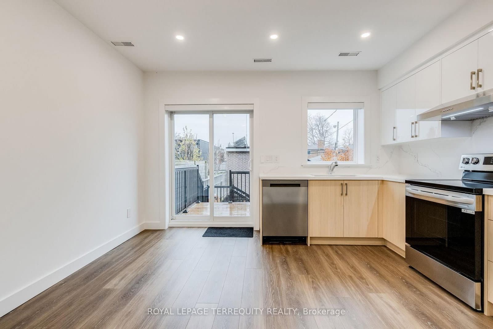 94 Earlscourt Avenue, Unit 2 - Image 3