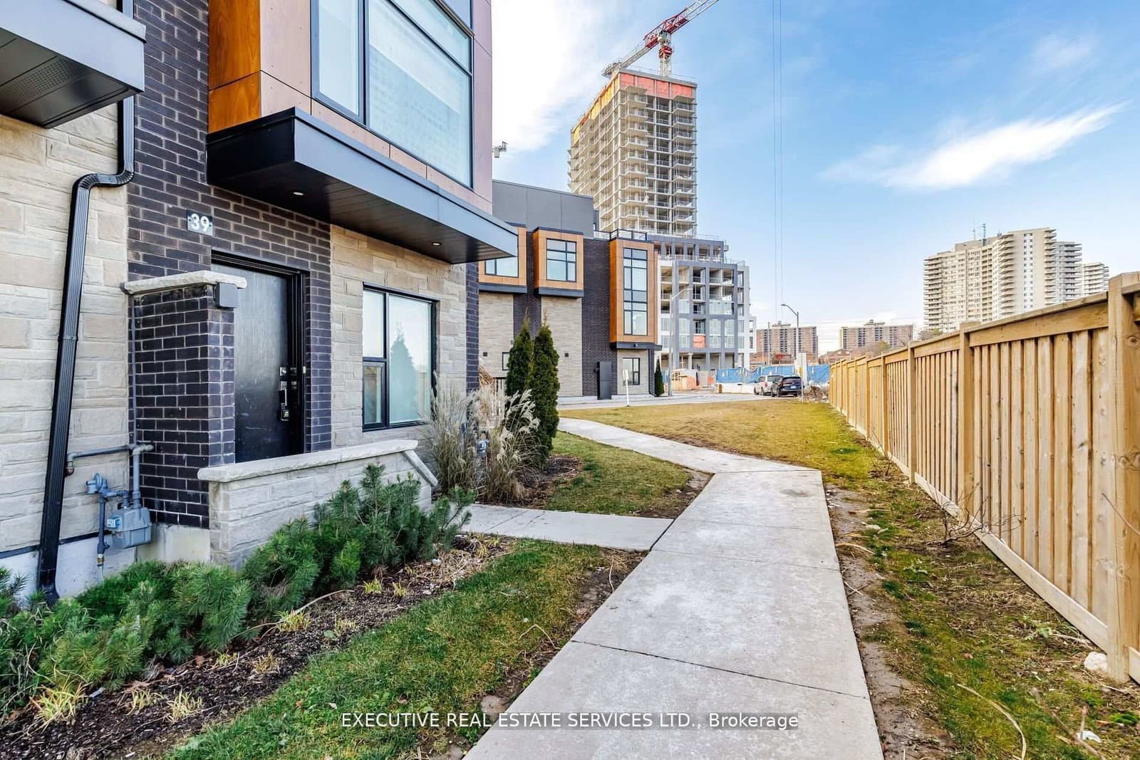 200 Malta Avenue, Unit 39 - Image 2