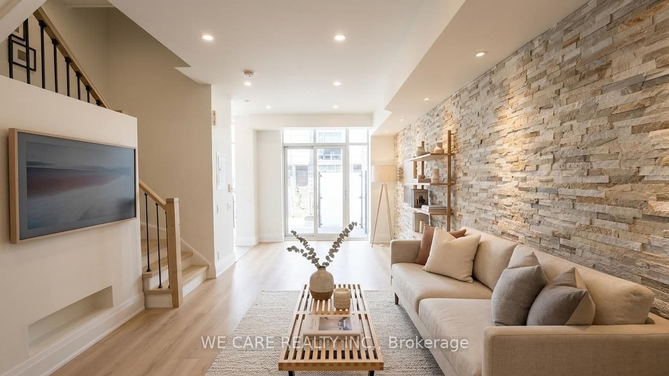 15 Valhalla Inn Road, Unit 15 - Image 1