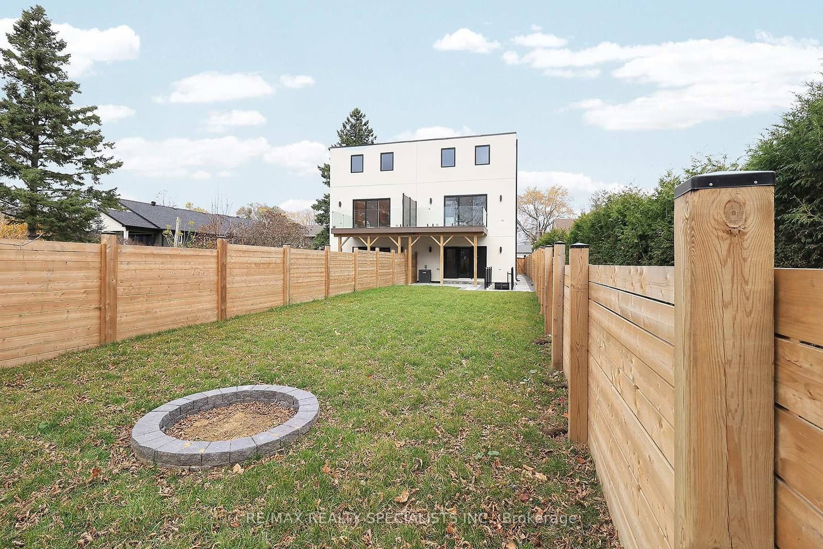 1046 ROOSEVELT Road, Unit BSMNT - Image 6