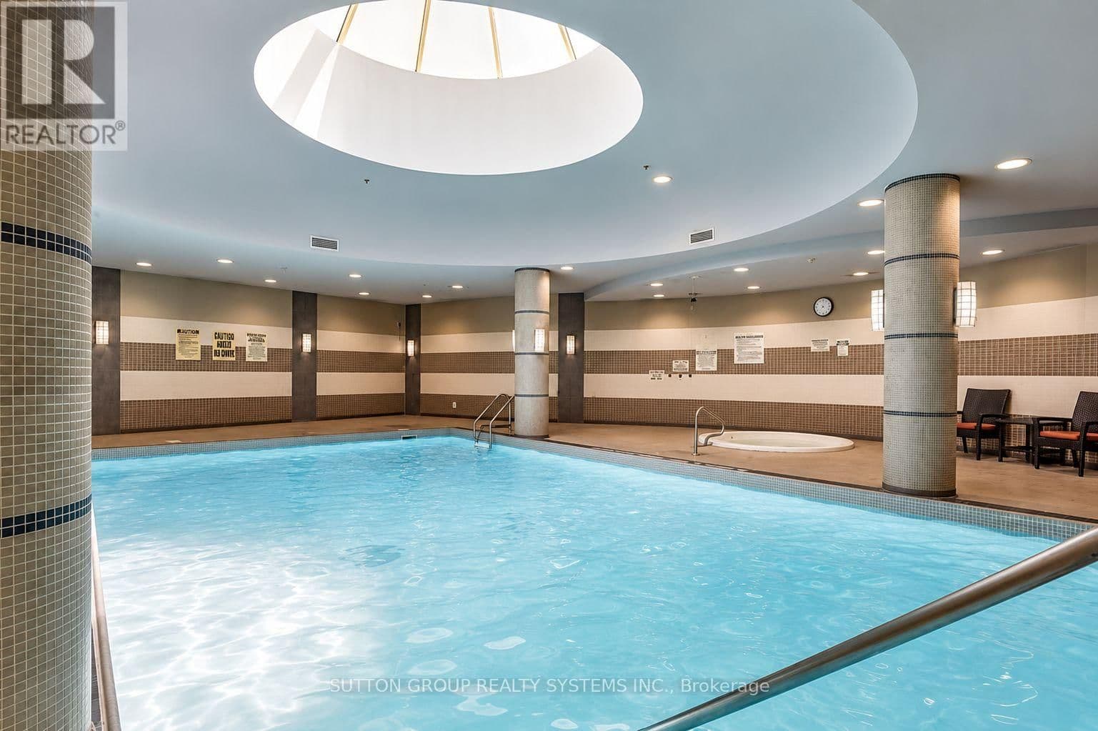 1070 Sheppard Avenue W, Unit PH11 - Image 4