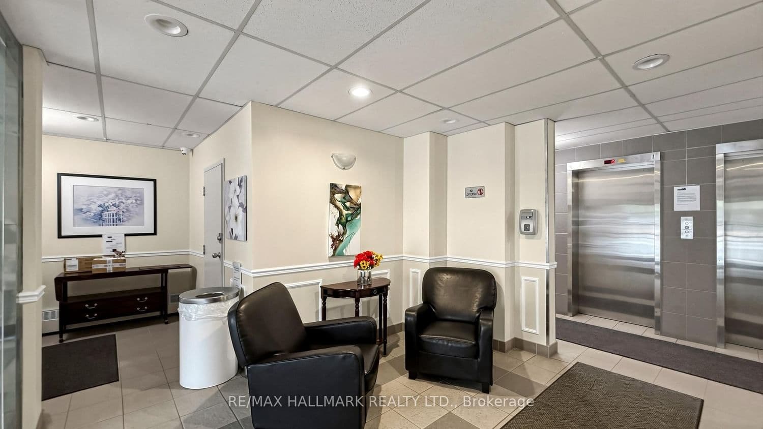 49 Queen Street E, Unit 402 - Image 4