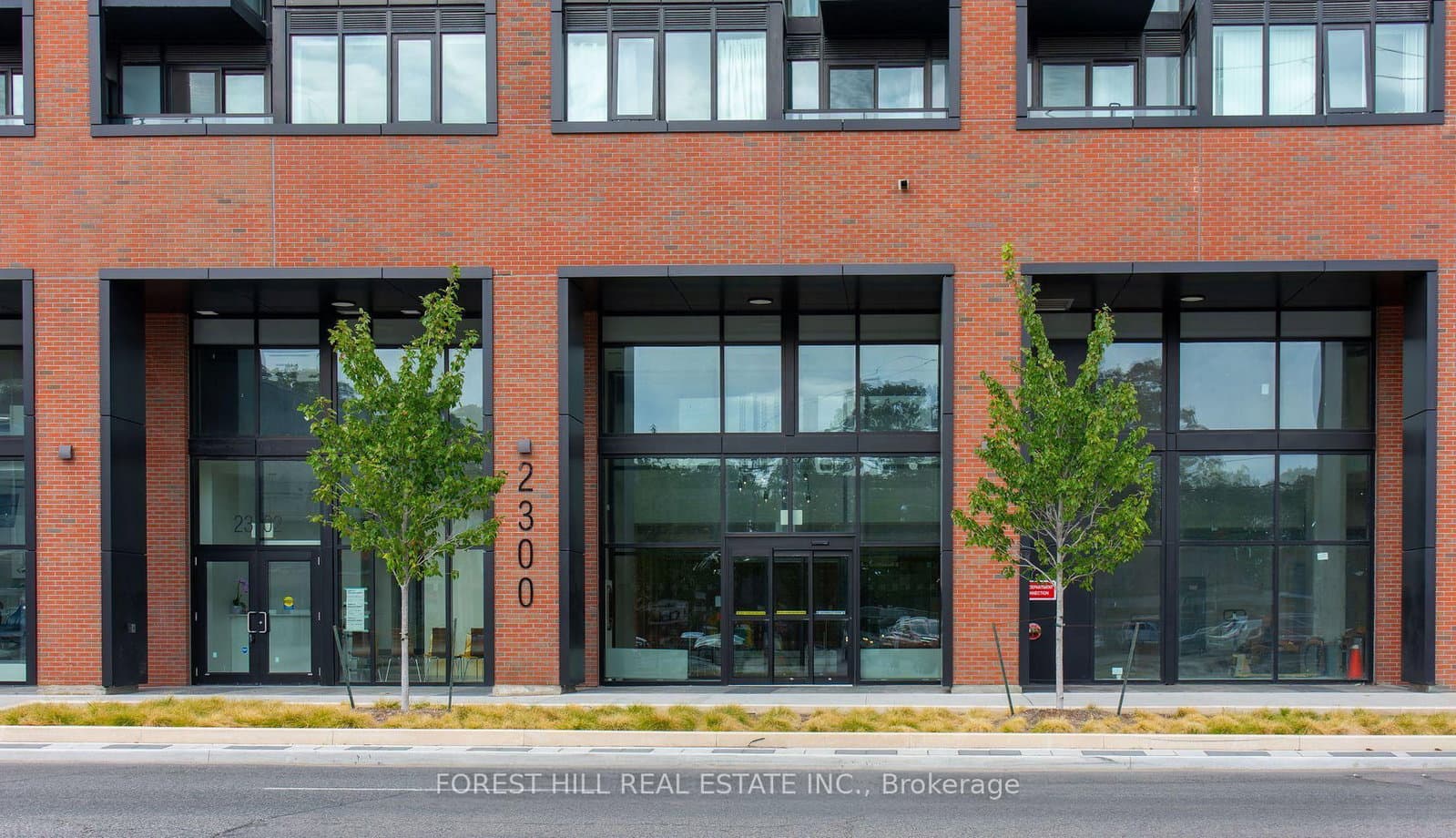 2300 ST CLAIR Avenue W, Unit 725 - Image 2