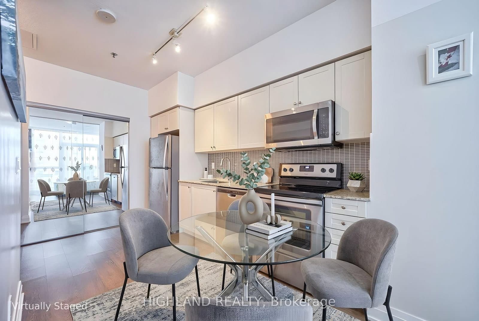 55 Speers Road, Unit 306 - Image 4