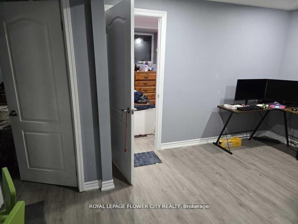 18 Saint Eugene Street - Image 2