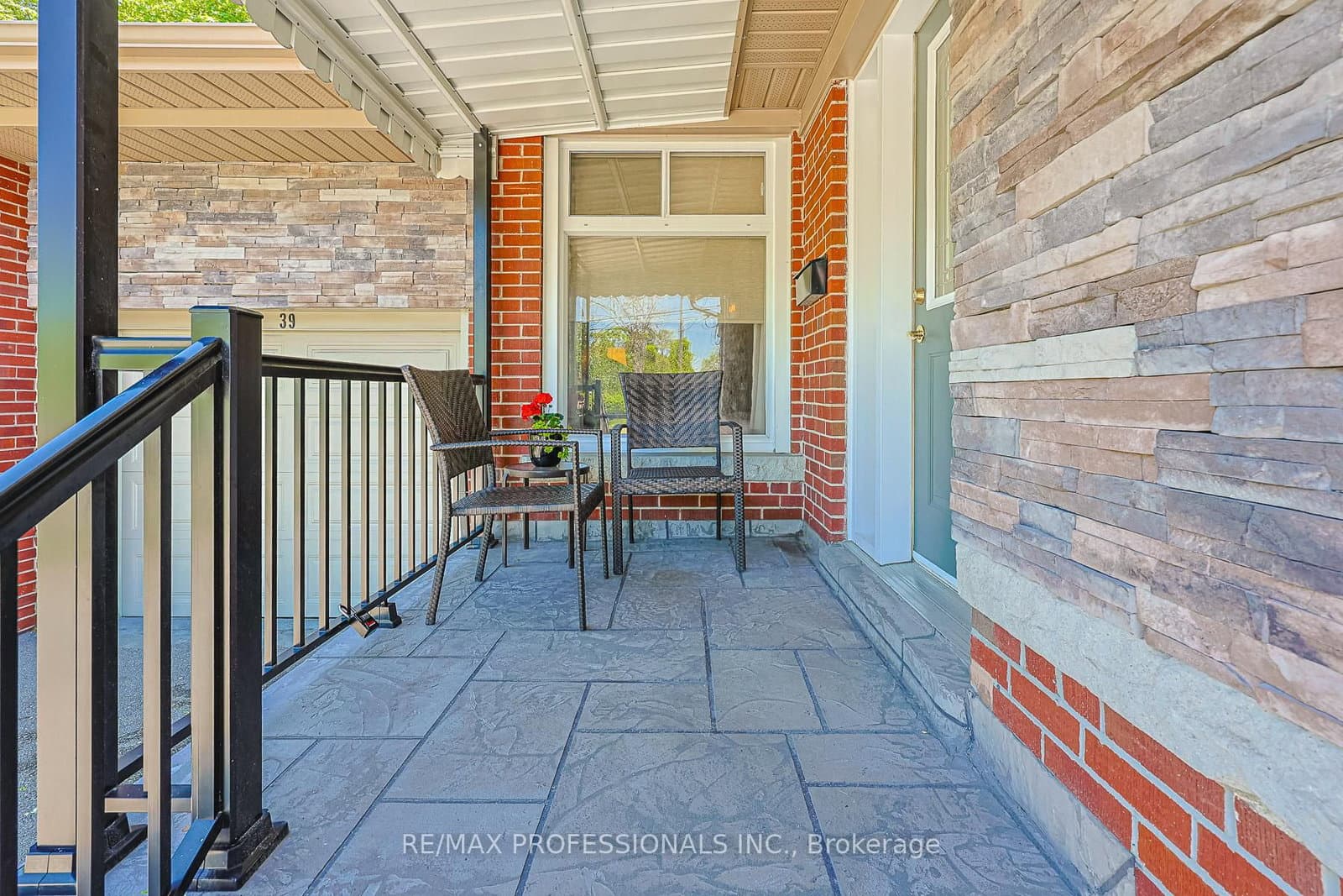 39 Sealcove Drive - Image 2