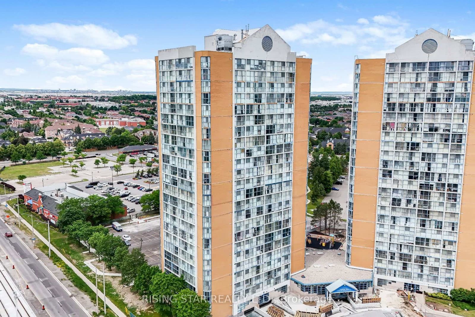 35 Trailwood Drive, Unit 311 - Image 5