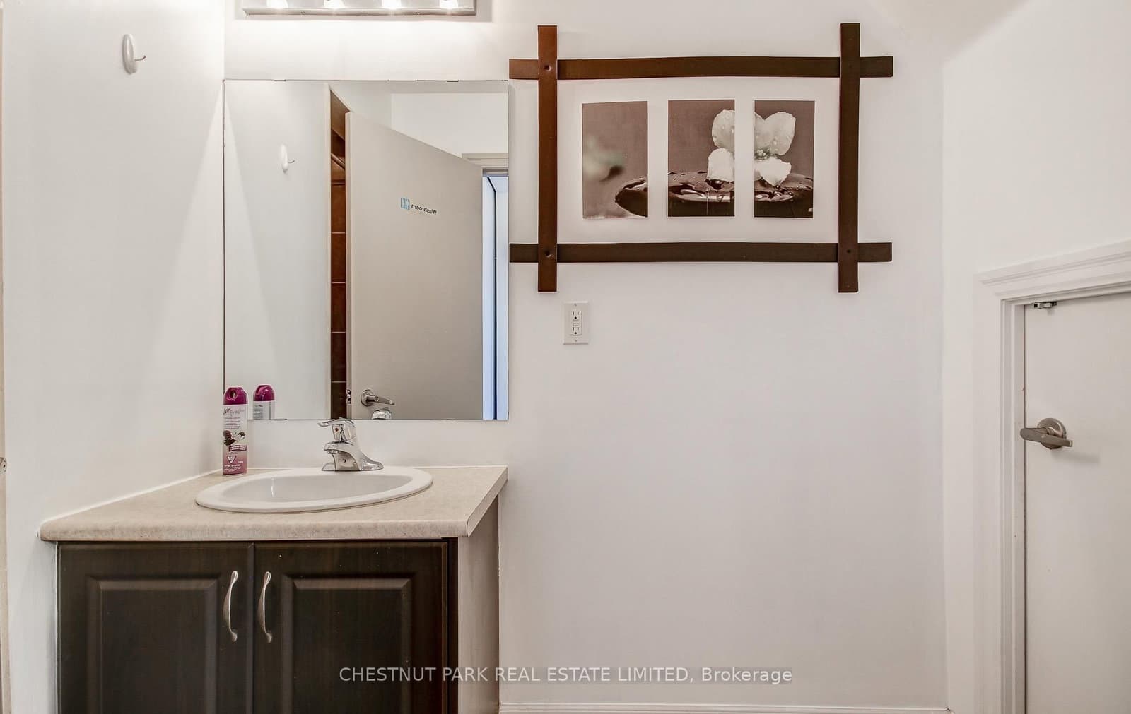 885 Lakeshore Road E, Unit 5 - Image 5