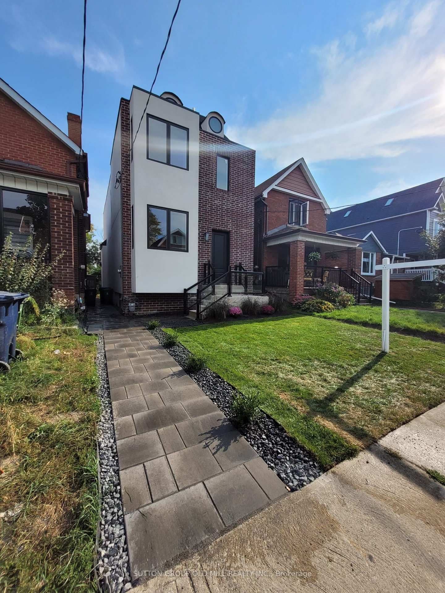 11 Morland Road - Image 1
