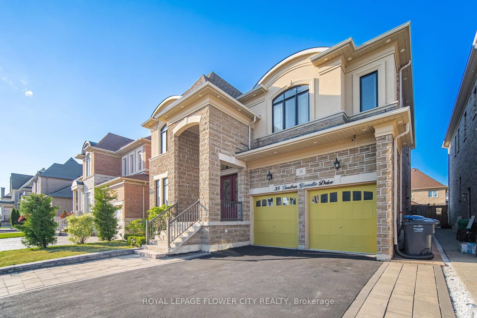 35 Gordon Randle Drive - Image 3