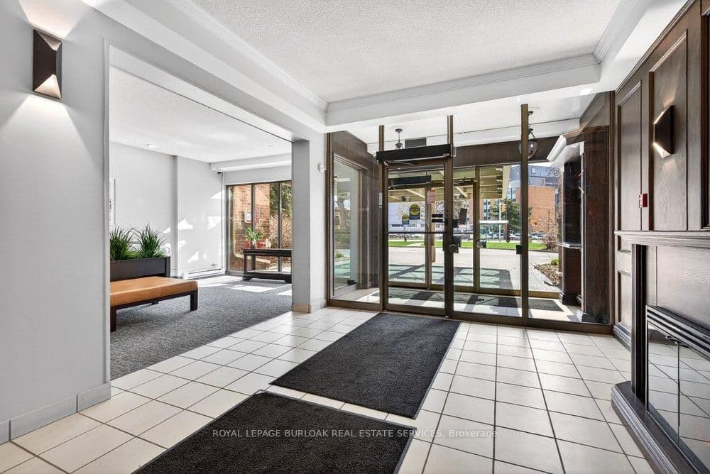 1225 North Shore Boulevard E, Unit 710 - Image 3