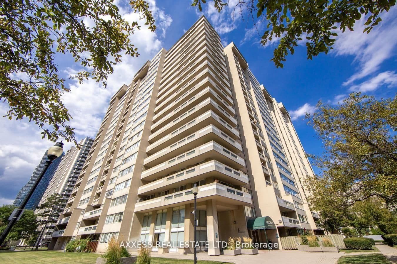3590 Kaneff Crescent, Unit 609 - Image 2