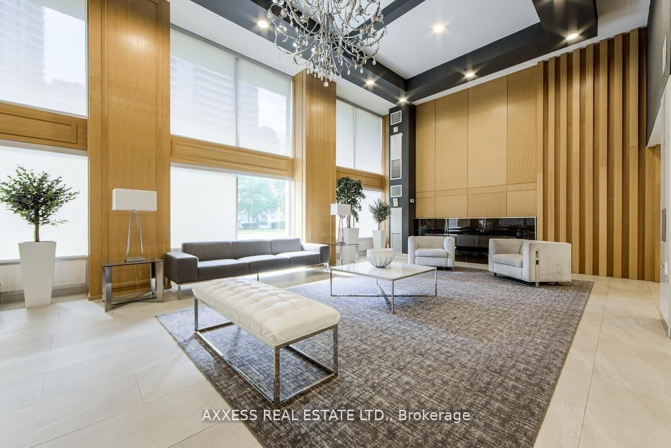 3590 Kaneff Crescent, Unit 609 - Image 4