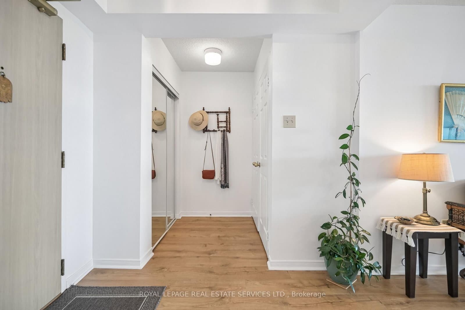 2155 Burnhamthorpe Road, Unit 1211 - Image 4