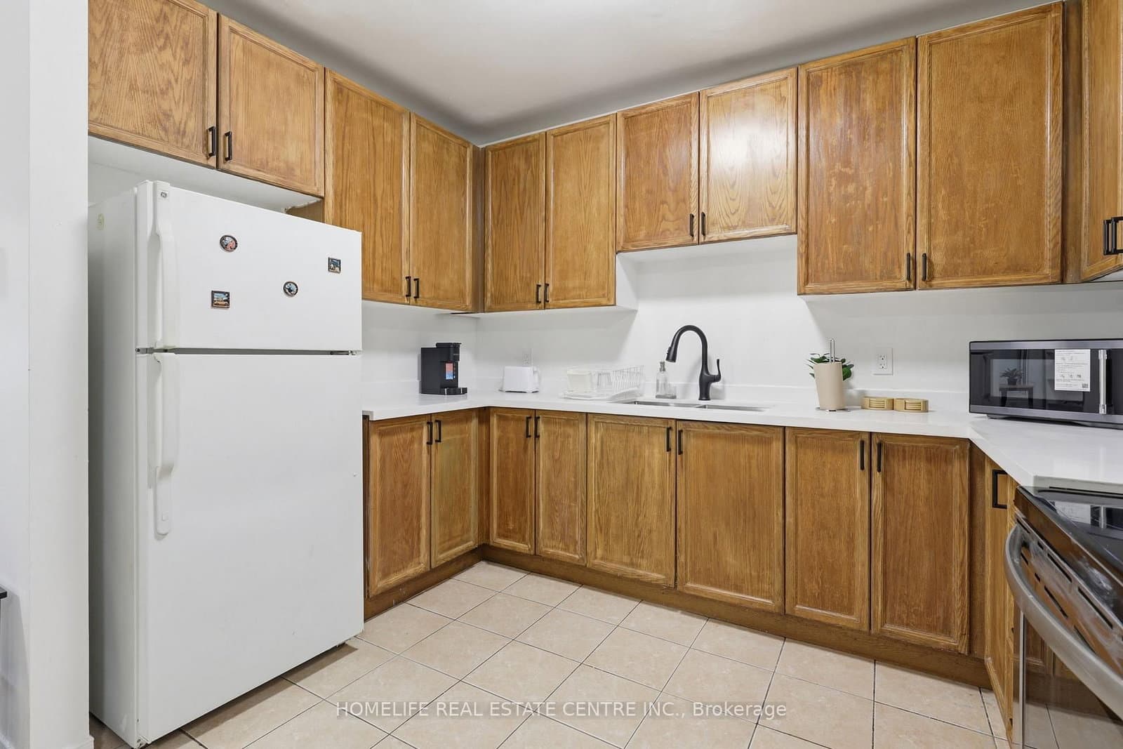 223 Jameson Avenue, Unit 303 - Image 6