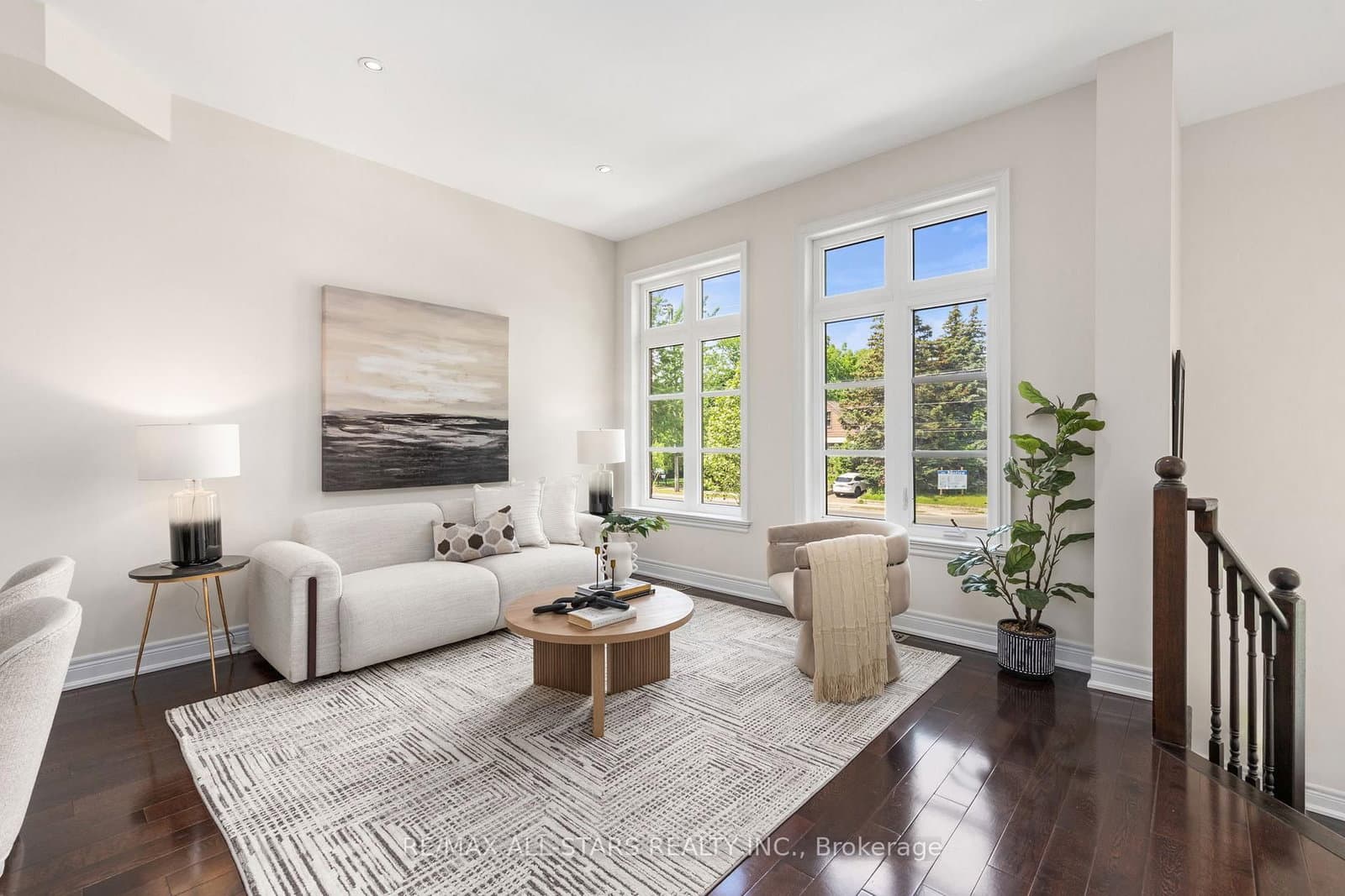 1113B Islington Avenue - Image 3