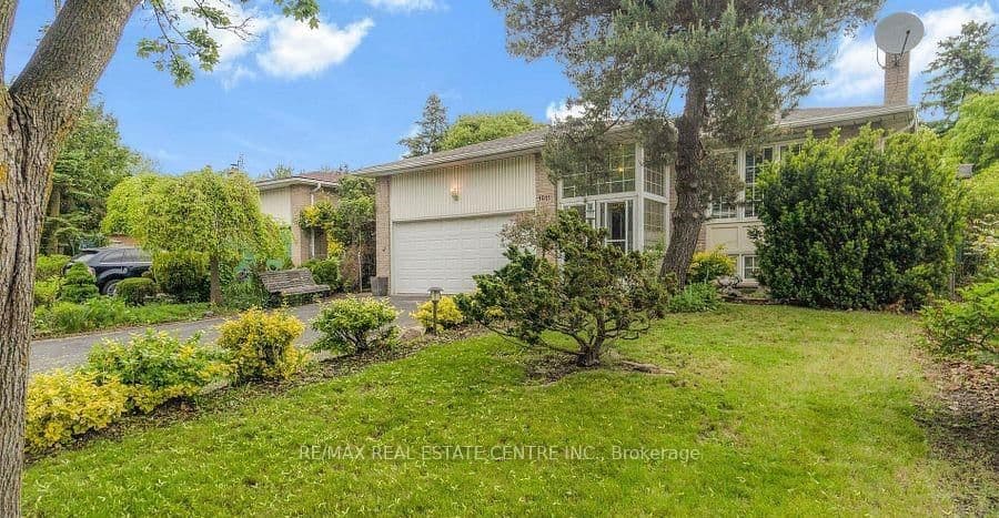 1011 Pearson Drive - Image 2