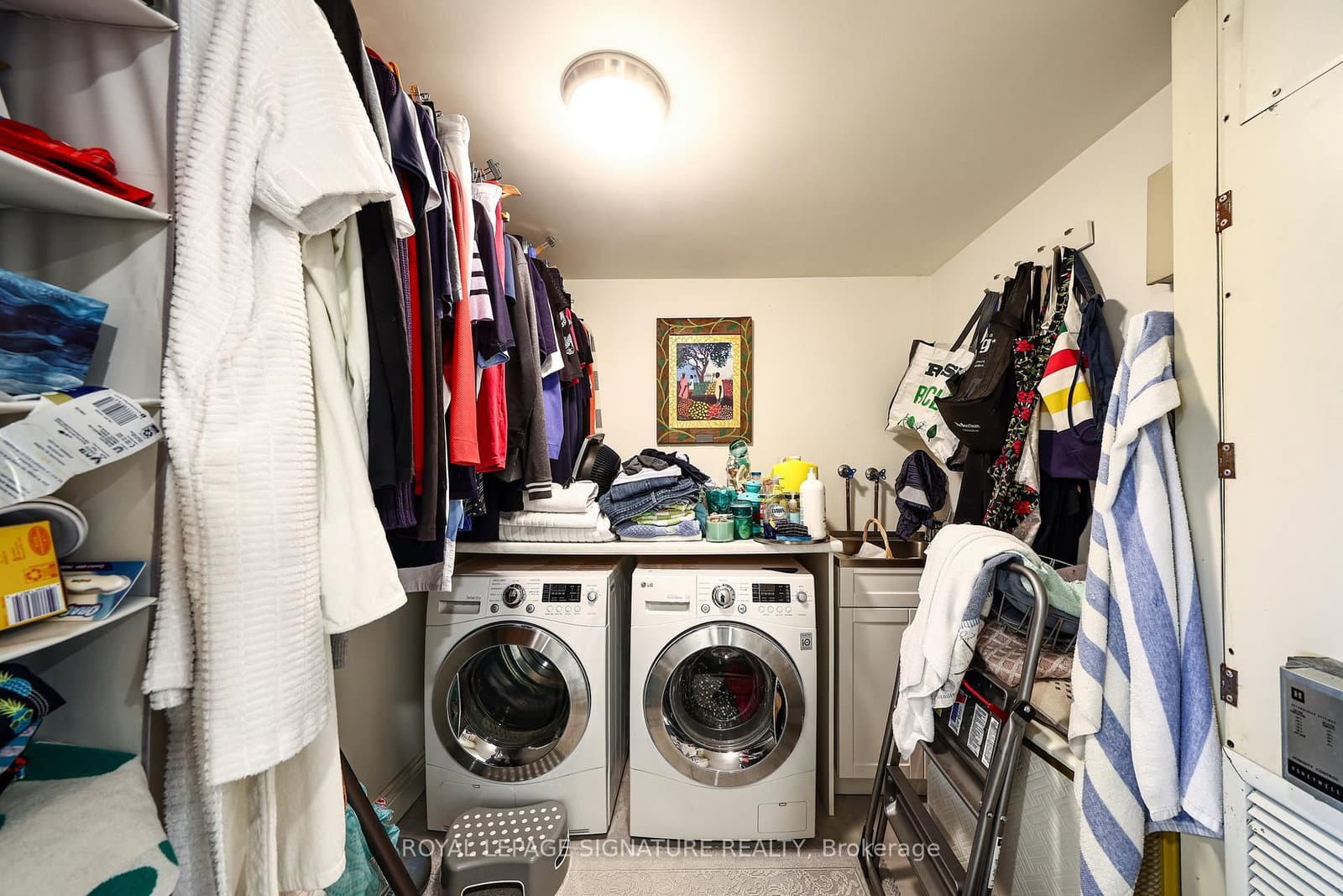 1300 Bloor Street, Unit 907 - Image 6